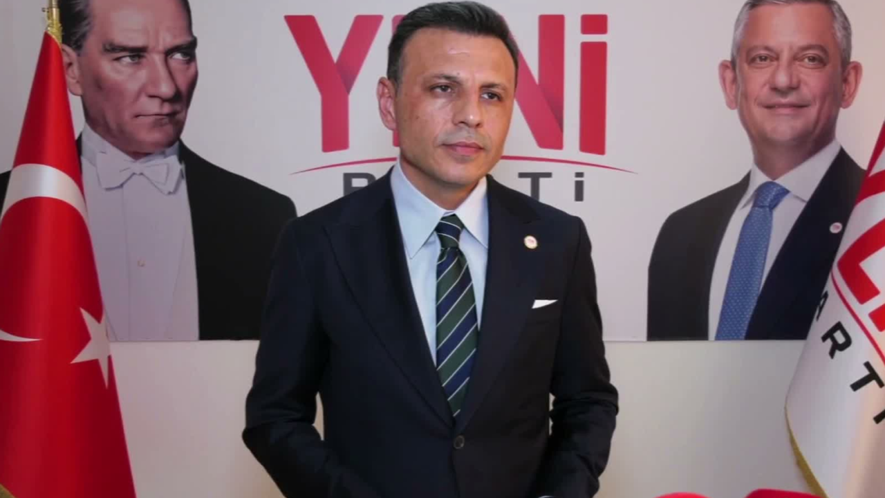 Özgür Çelik: Kimse kendisini çaresiz hissetmesin